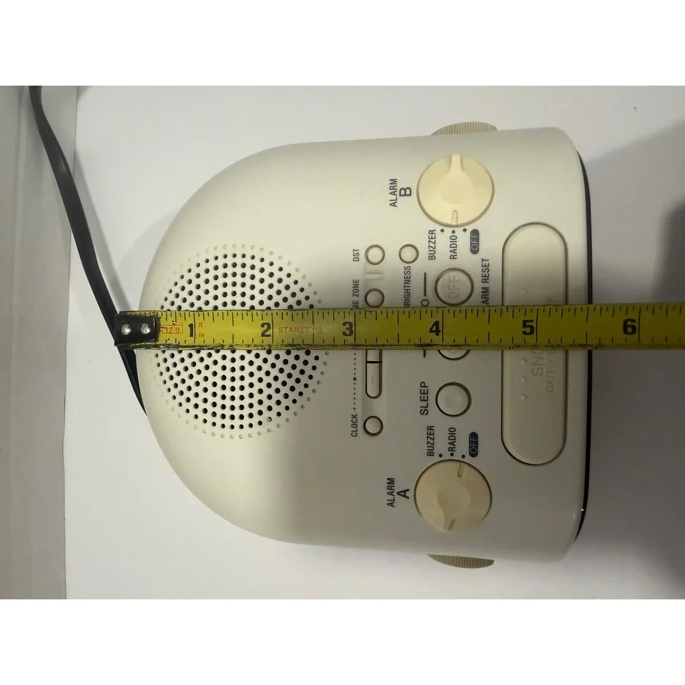 Sony Dream Machine ICF-C318 FM/AM Dual Alarm Clock Radio White Green LED Display